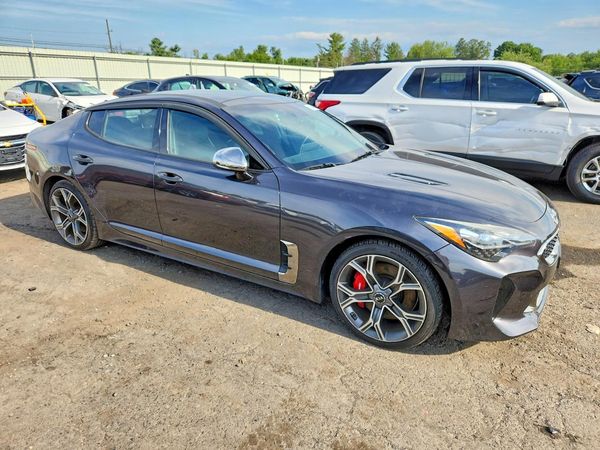 2019 KIA STINGER