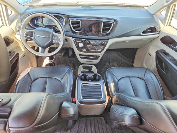 2020 CHRYSLER PACIFICA