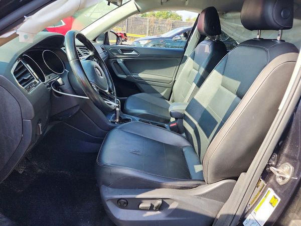 2018 VOLKSWAGEN TIGUAN SE, SEL