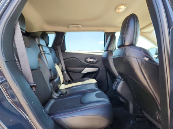 2017 JEEP CHEROKEE