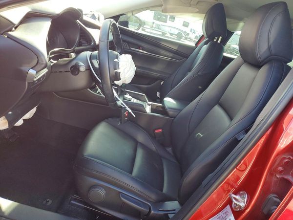 2025 MAZDA 3 Select Sport Package
