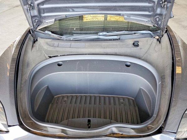 2022 TESLA MODEL 3 — Engine bay
