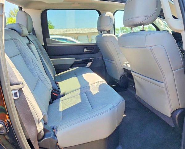 2022 TOYOTA TUNDRA Limited