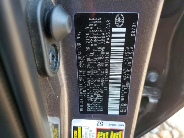 2024 TOYOTA CAMRY SE