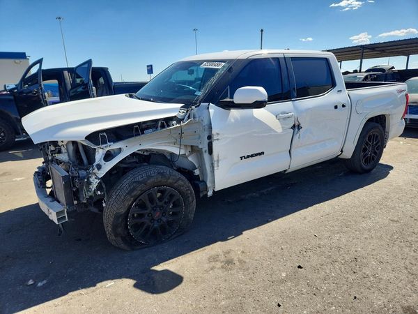 2022 TOYOTA TUNDRA