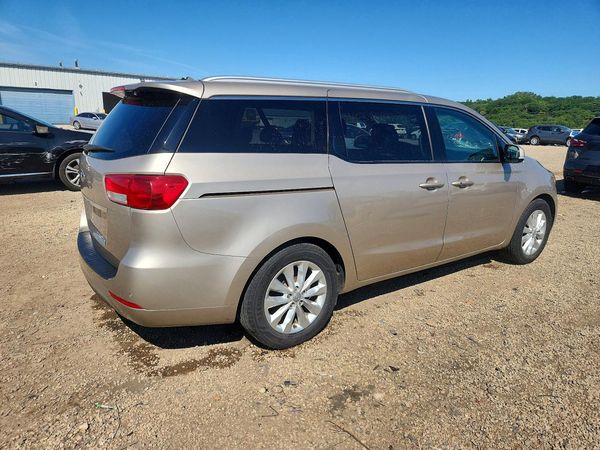 2016 KIA SEDONA EX - Middle level