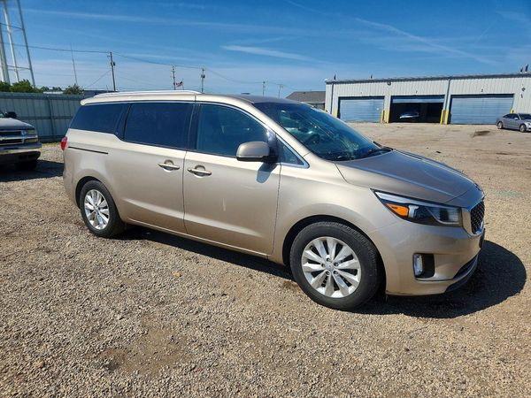 2016 KIA SEDONA EX - Middle level