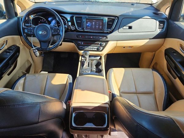 2016 KIA SEDONA EX - Middle level