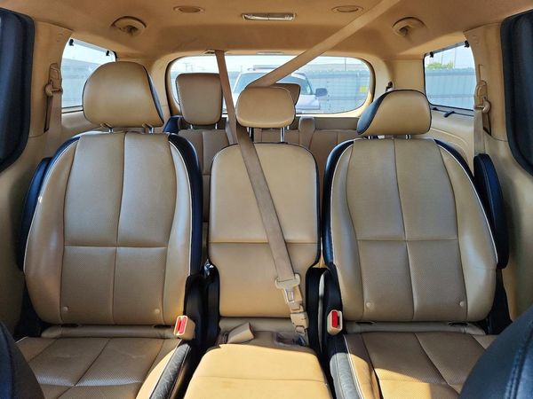 2016 KIA SEDONA EX - Middle level