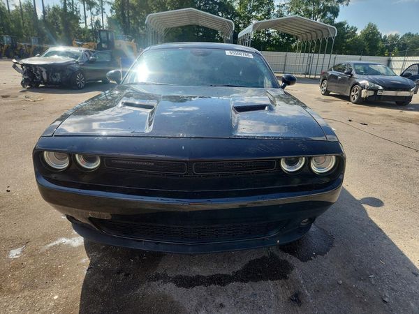 2018 DODGE CHALLENGER SXT