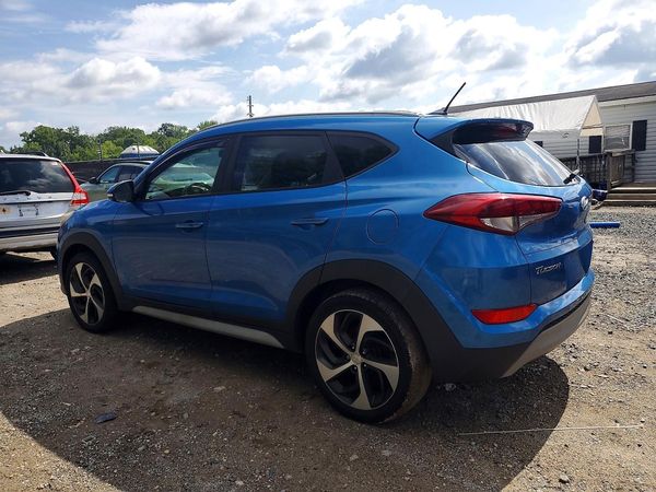 2017 HYUNDAI TUCSON