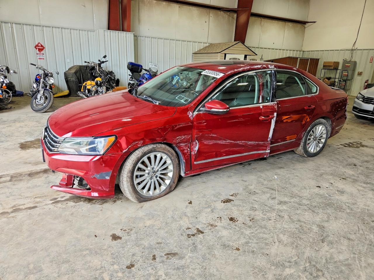 2017 VOLKSWAGEN PASSAT SE — Front 3/4