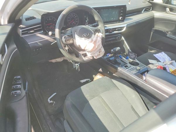 2021 KIA K5