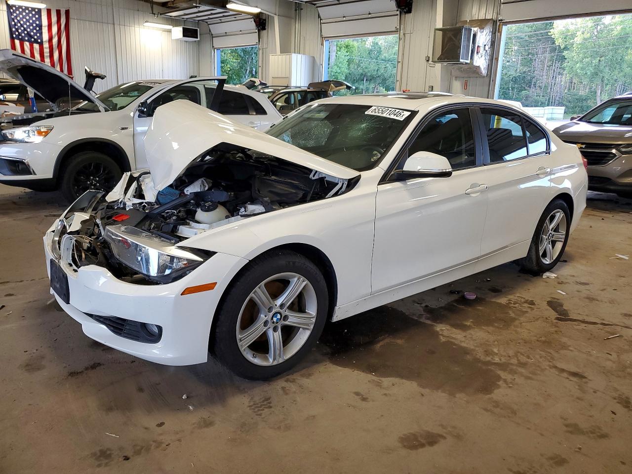 2015 BMW 3 SERIES xDrive — Front 3/4