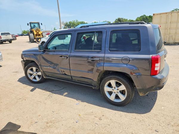 2016 JEEP PATRIOT Latitude