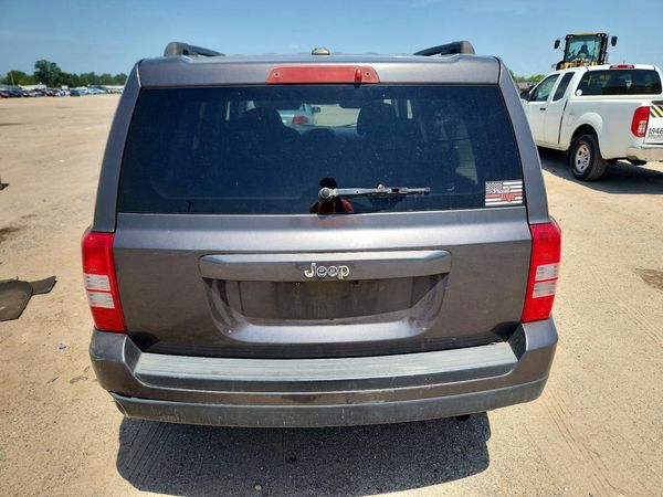 2016 JEEP PATRIOT Latitude