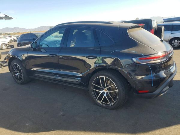 2023 PORSCHE MACAN