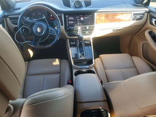 2023 PORSCHE MACAN