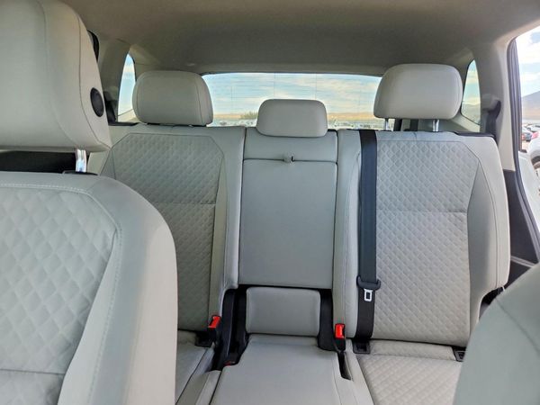 2019 VOLKSWAGEN TIGUAN S