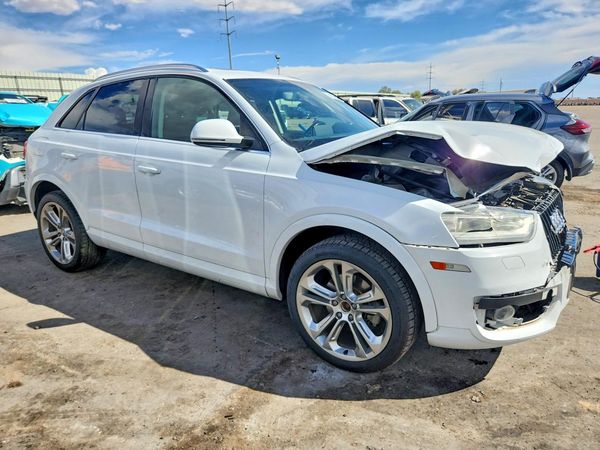 2015 AUDI Q3 quattro Premium Plus