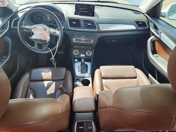 2015 AUDI Q3 quattro Premium Plus