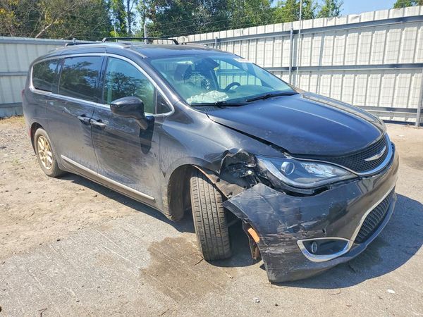 2020 CHRYSLER PACIFICA