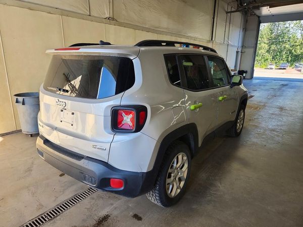 2015 JEEP RENEGADE LATITUDE 4X4