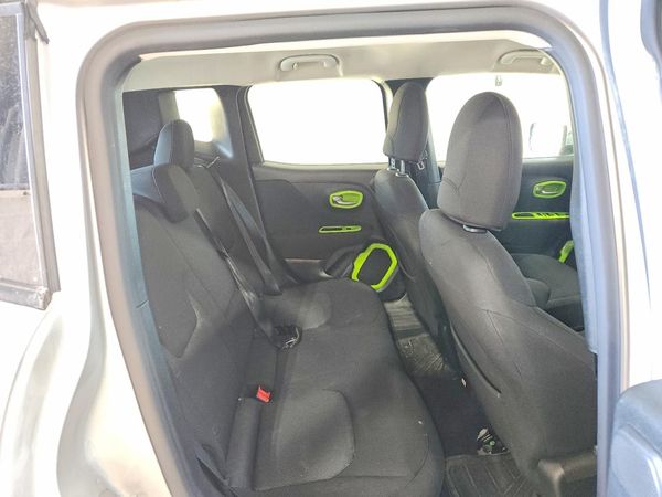 2015 JEEP RENEGADE LATITUDE 4X4