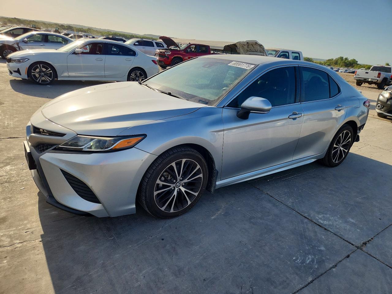 2018 TOYOTA CAMRY