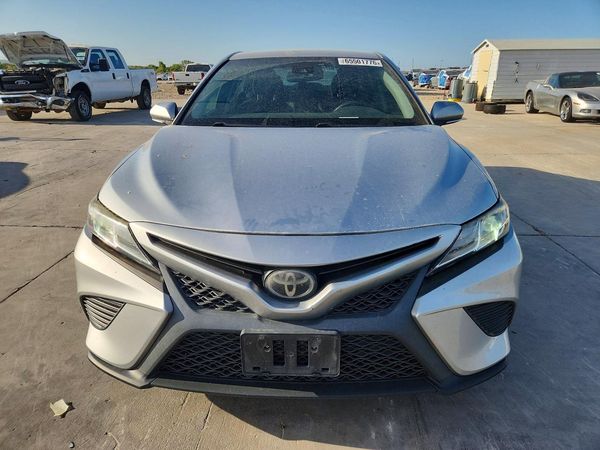 2018 TOYOTA CAMRY