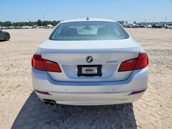 2016 BMW 528