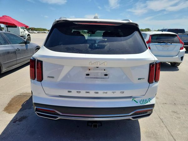 2022 KIA SORENTO SX