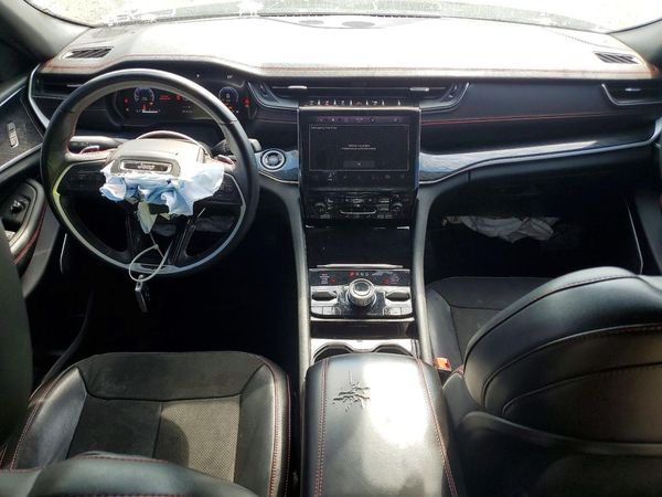 2022 JEEP GRAND CHEROKEE