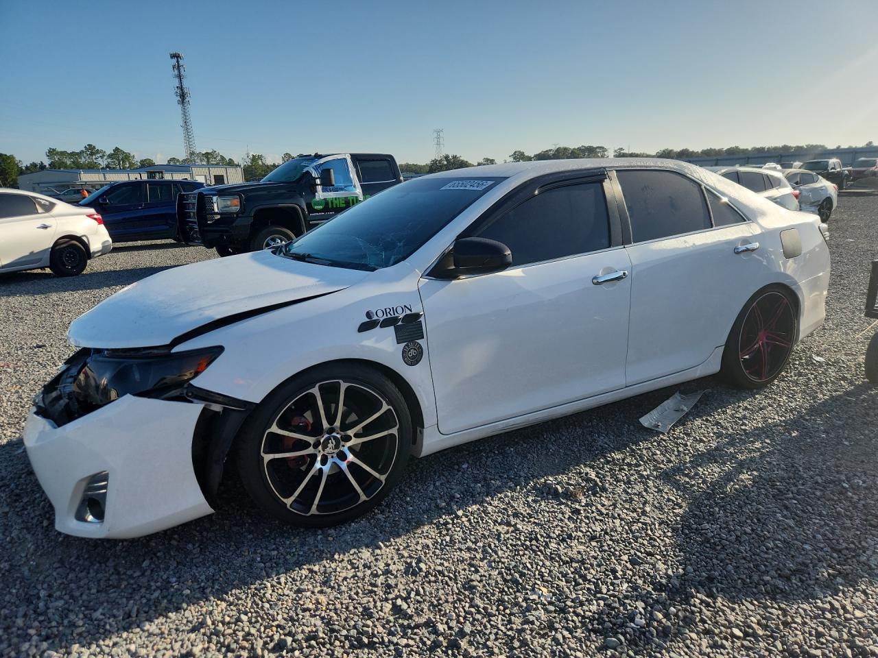 2013 TOYOTA CAMRY