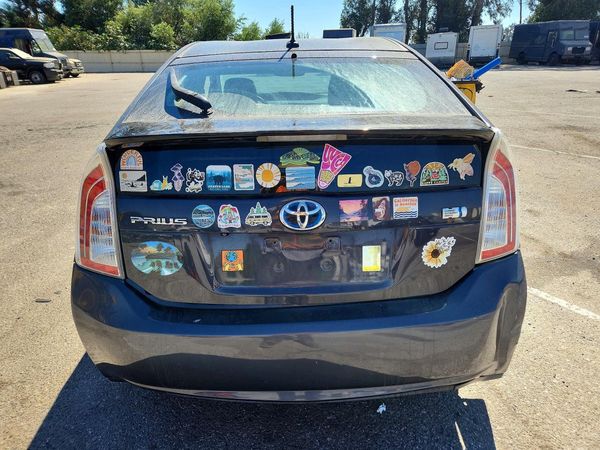 2014 TOYOTA PRIUS — DIRR