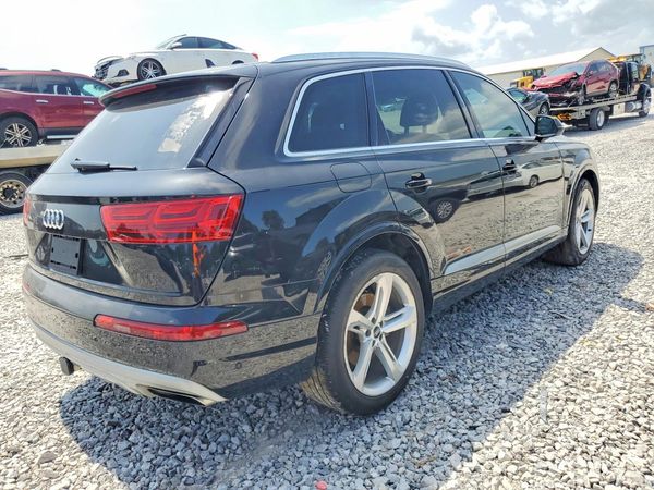2019 AUDI Q7 quattro Prestige