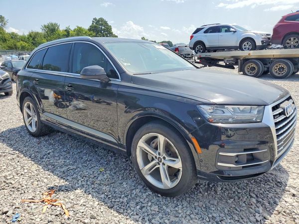 2019 AUDI Q7 quattro Prestige