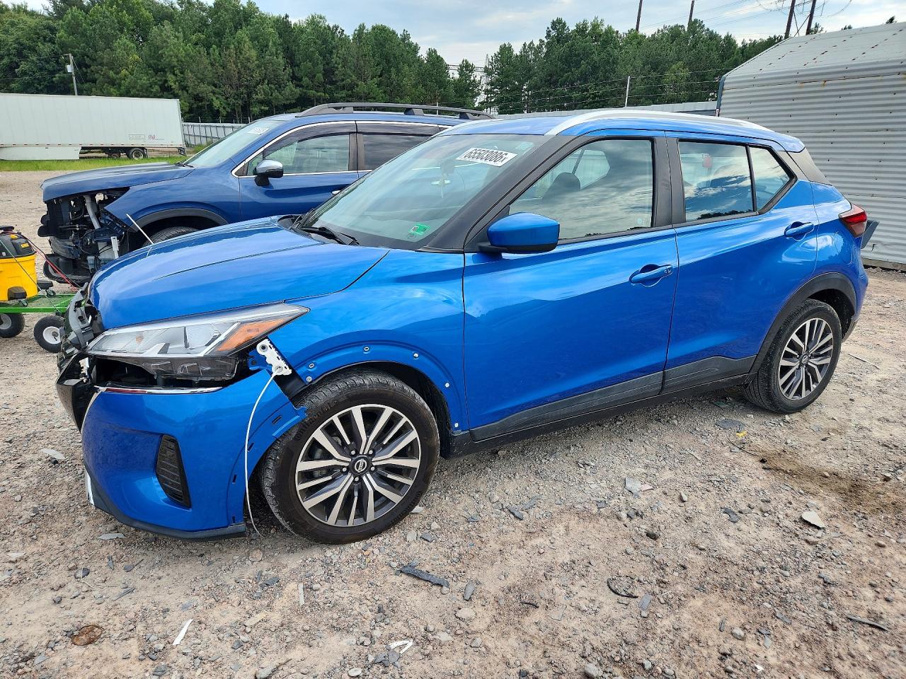 2021 NISSAN KICKS