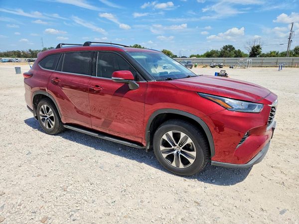 2020 TOYOTA HIGHLANDER XLE