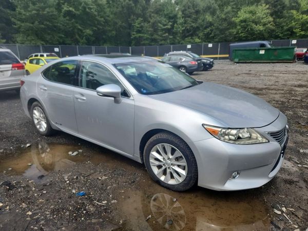 2014 LEXUS ES 300h