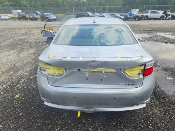 2014 LEXUS ES 300h