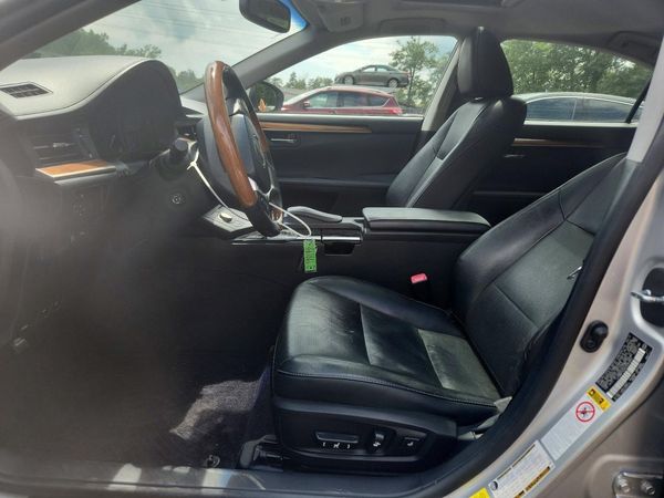 2014 LEXUS ES 300h