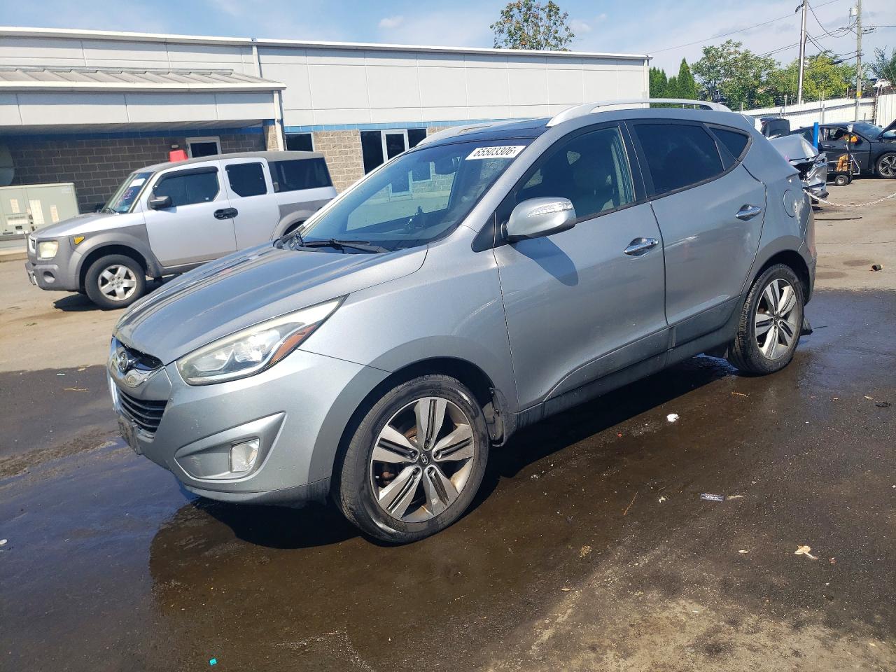 2015 HYUNDAI TUCSON GLS (Middle)