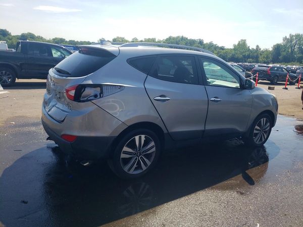 2015 HYUNDAI TUCSON GLS (Middle)