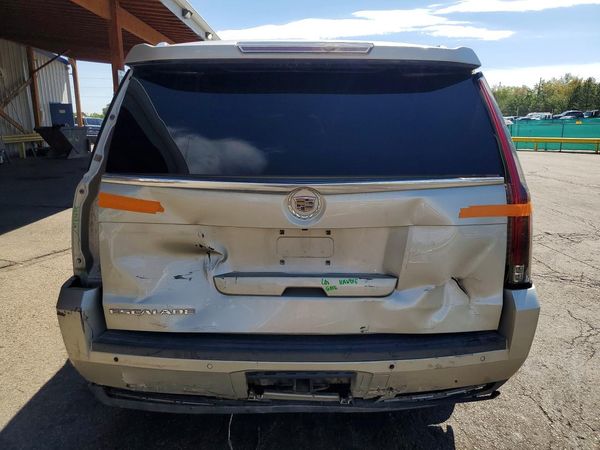 2015 CADILLAC ESCALADE