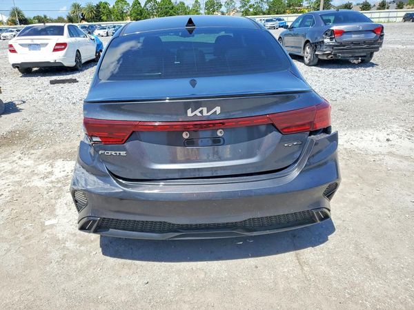 2024 KIA FORTE