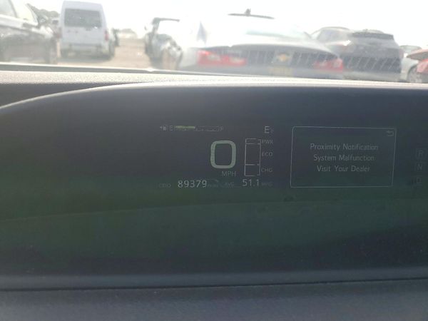 2016 TOYOTA PRIUS