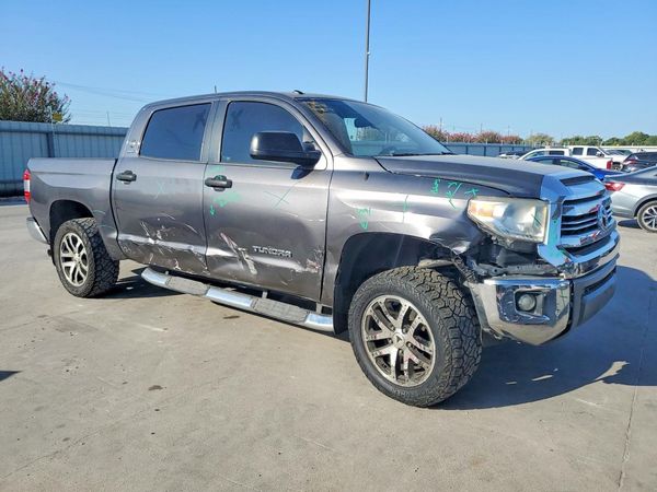 2017 TOYOTA TUNDRA