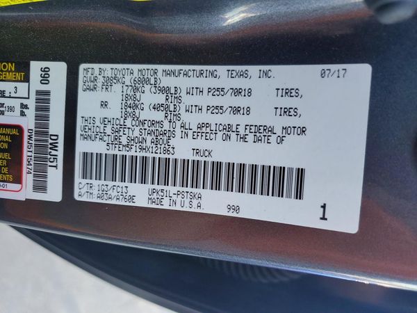 2017 TOYOTA TUNDRA