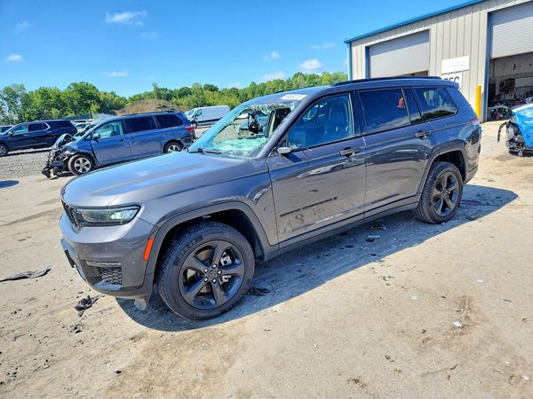 2023 JEEP GRAND CHEROKEE